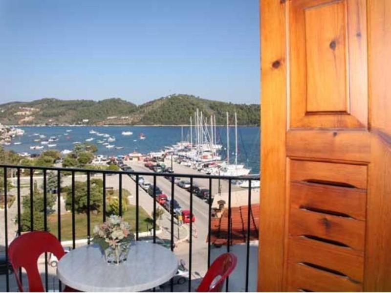 Hotel Christina Skiathos Town Exterior foto