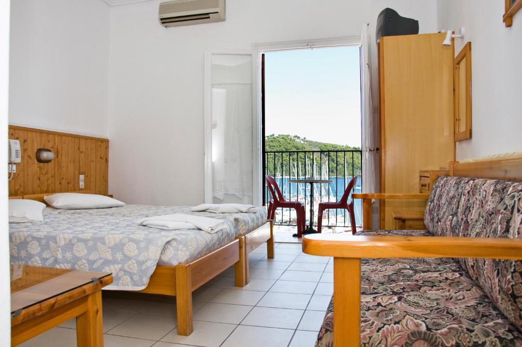 Hotel Christina Skiathos Town Quarto foto